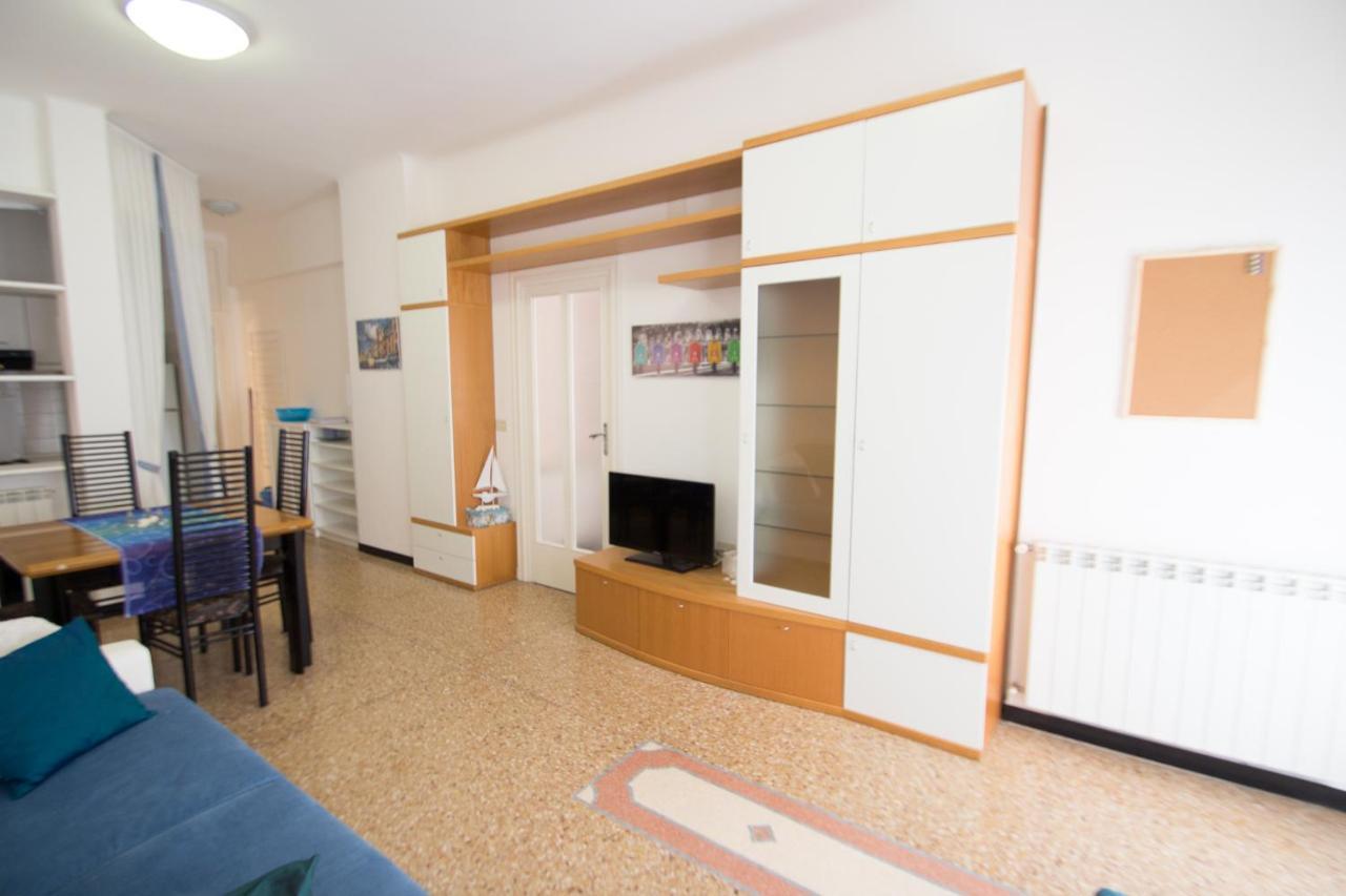 Grande Bilocale Con Giardino E Posto Auto Privato Comodo Al Mare Varazze Exterior foto